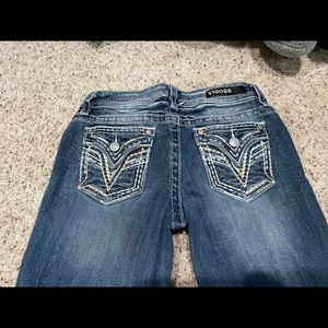 Super Cute Vigoss Jeans size 2 32L